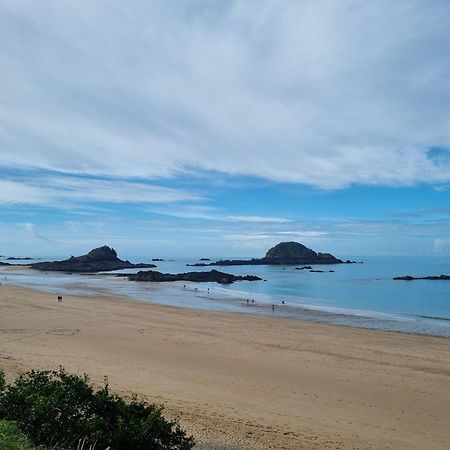 Le Mistral Du Centre Ville ,Chaleureux A 2 Min De La Plage Dinard Extérieur photo